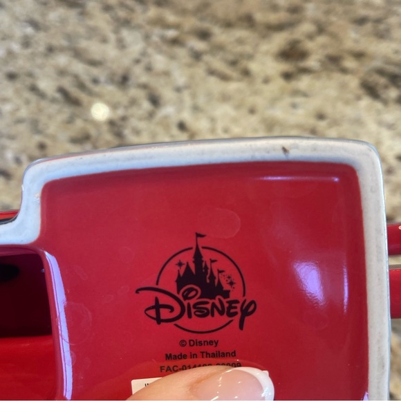 Disney runaway railroad mug - Picture 5 of 6